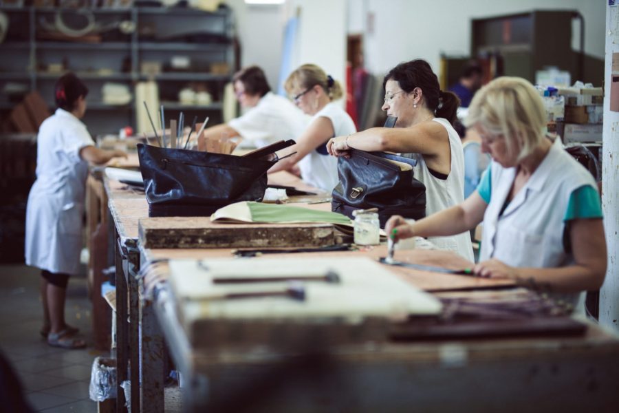 atelier maroquinerie italie