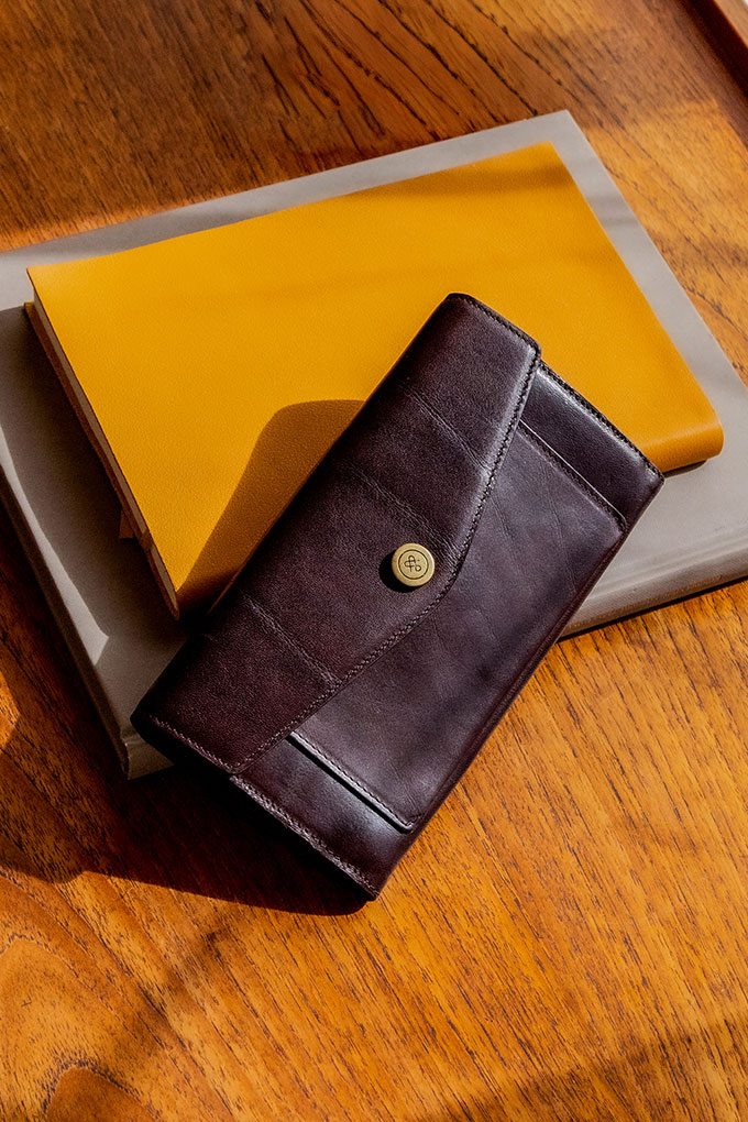 ladies leather purse